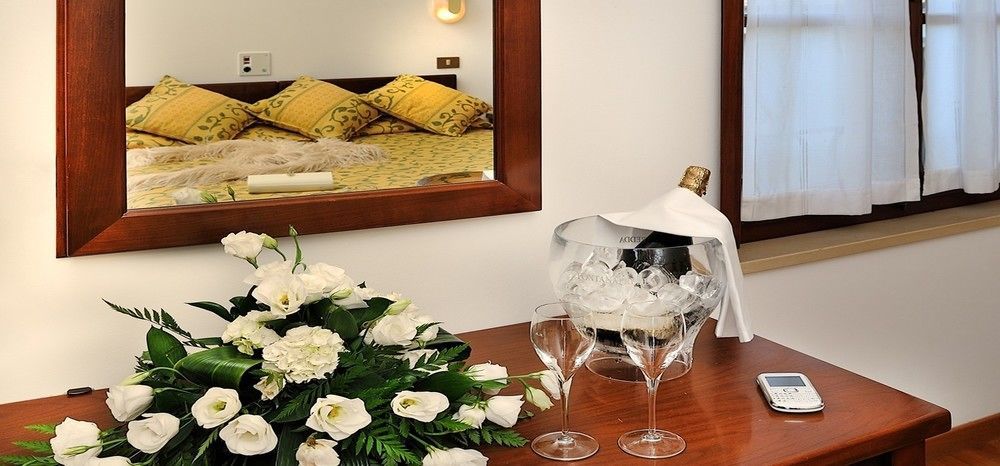Hotel Bel Sit เซนีกัลเลีย ภายนอก รูปภาพ